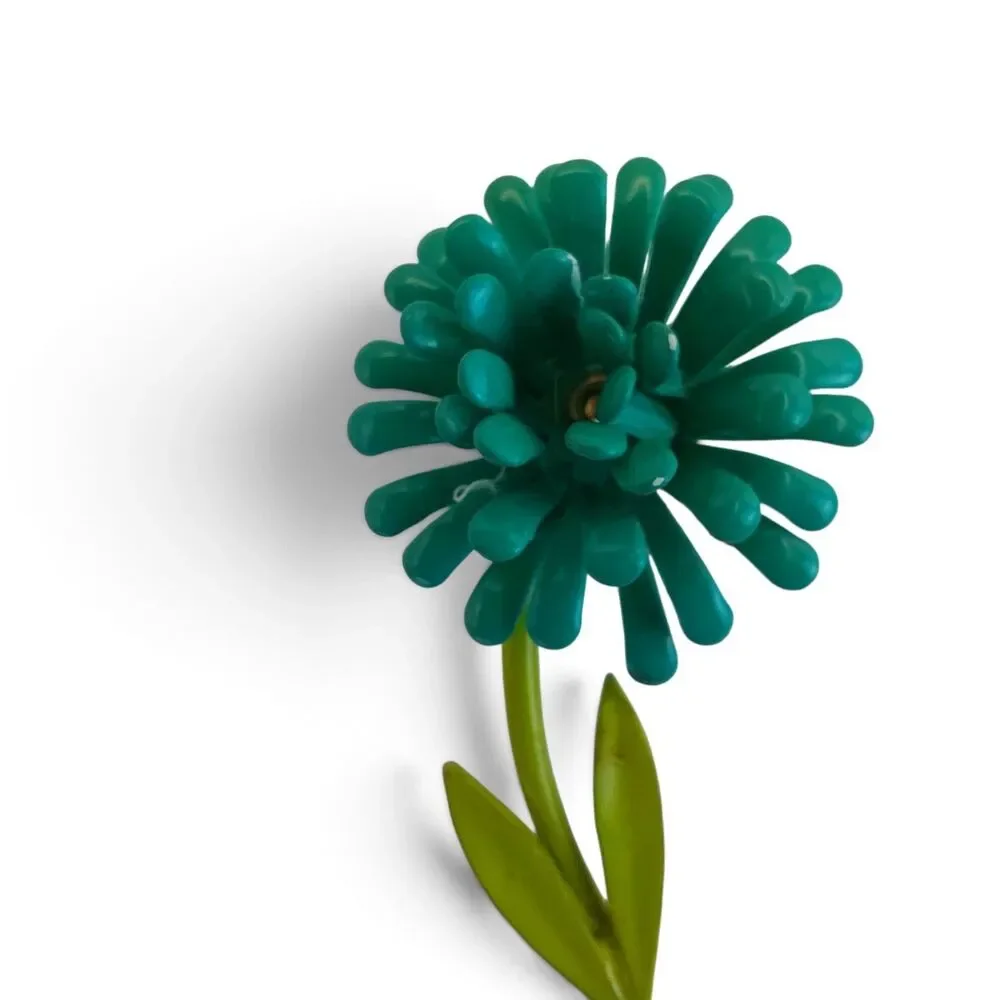 Vtg Estate Painted Metal Blue Mum Daisy Stem Leaves MCM Flower Brooch 2.75